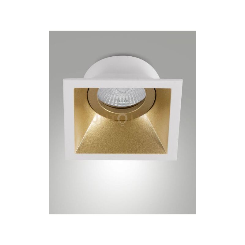 foto del prodotto toodle faretto attacco gu10 quadrato oro orientabile 9,3cm