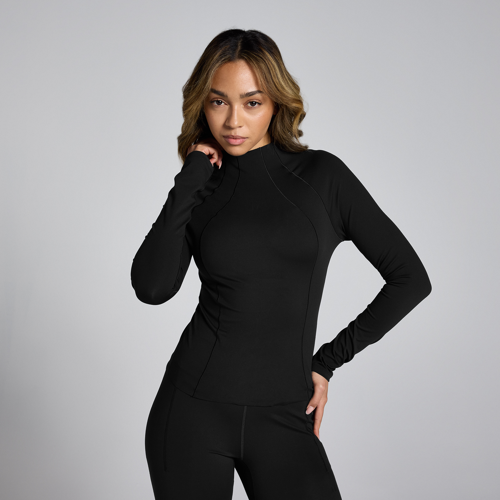 foto del prodotto top trasparente a collo alto mp lifestyle da donna nero s