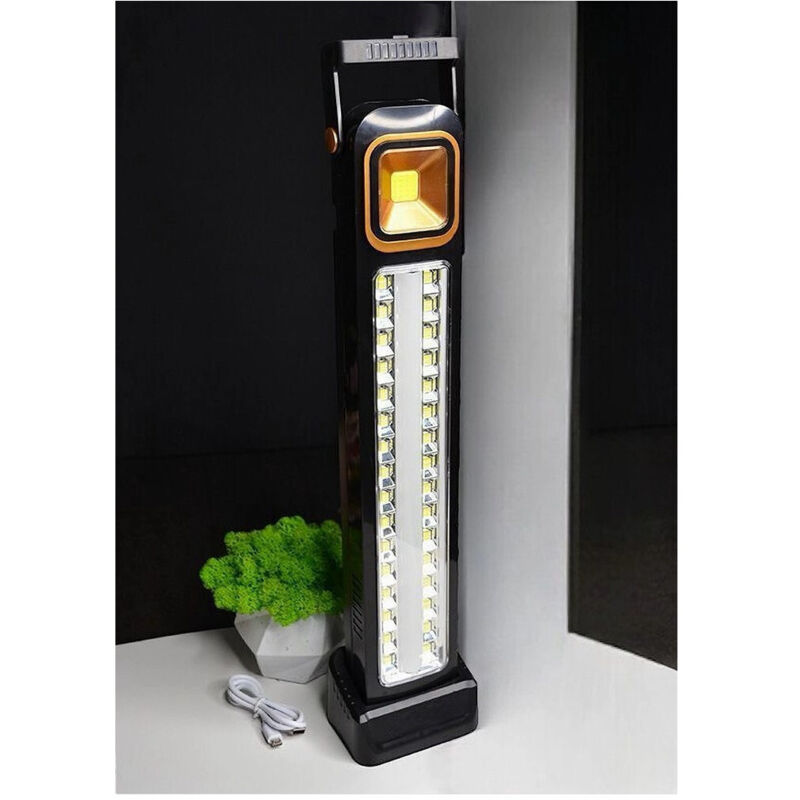 foto del prodotto torcia portatile lampada di emergenza ricaricabile usb a carica solare 32 led trade shop traesio