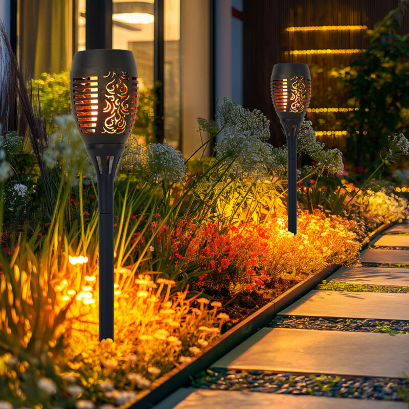 foto del prodotto torcia solare effetto fuoco, torcia solare, effetto fiamma, lampada da giardino, nera, plastica, lampadina led arancione, h 50 cm, set da 2
