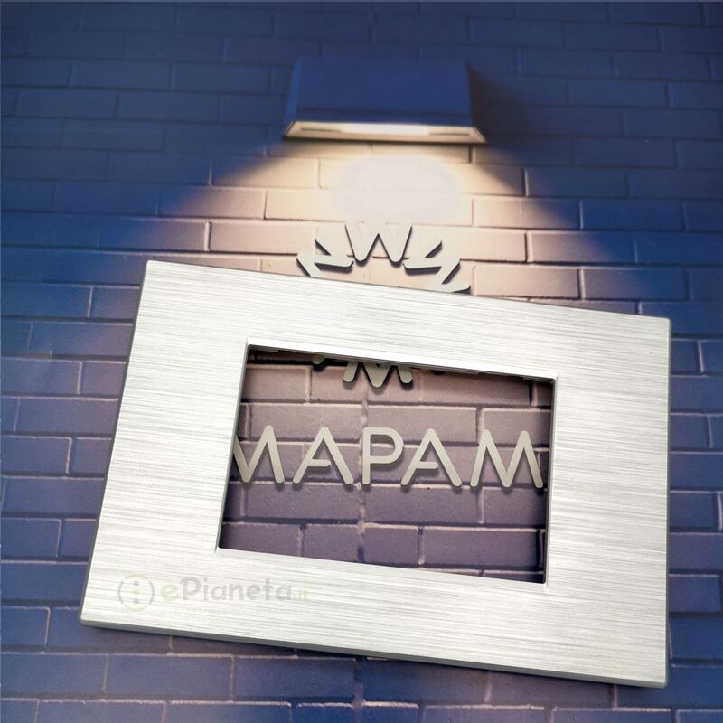 foto del prodotto tot electric - placche compatibili con bticino living light in tecnopolimero spazzolato placca 3 4 6 moduli posti per supporti ln4703 e n4703 slt09