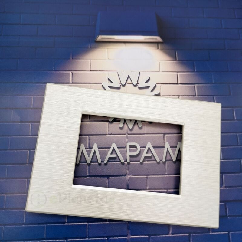 foto del prodotto tot electric - placche compatibili con bticino living light in tecnopolimero spazzolato placca 3 4 6 moduli posti per supporti ln4703 e n4703 slt21