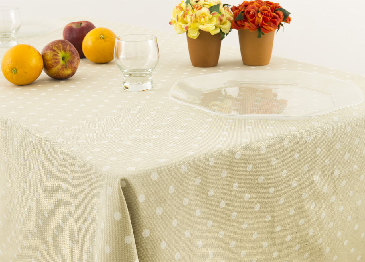 foto del prodotto tovaglia miros resinata antimacchia copritavolo cucina disegno pois beige 140x240 beige