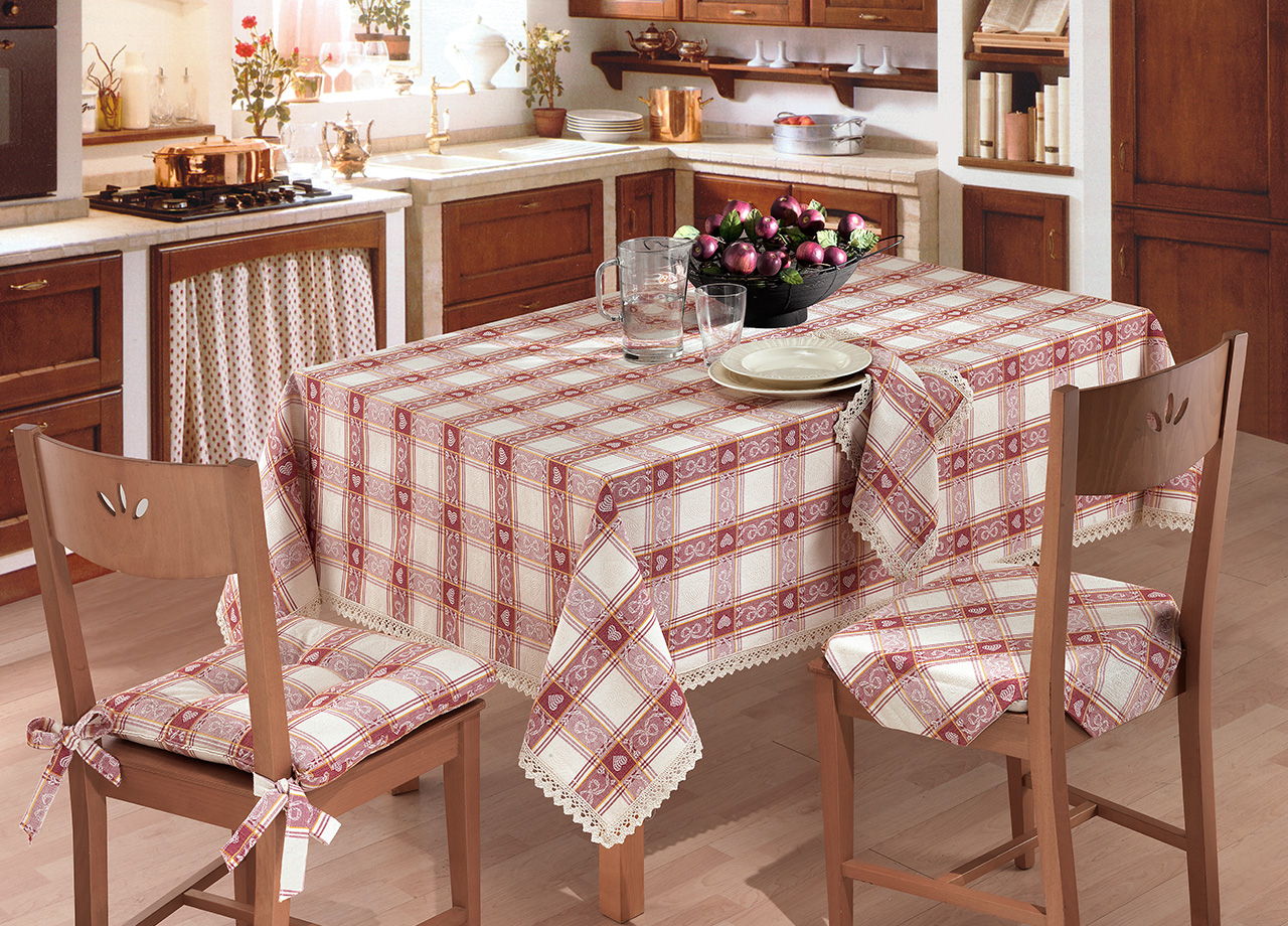 foto del prodotto tovaglia salotto cucina jacquard modello dama made in italy 150x180 verde