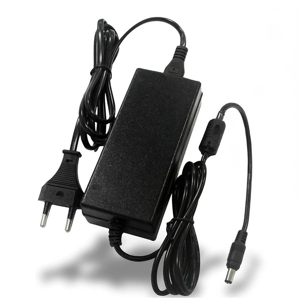 foto del prodotto trade shop alimentatore 12v 78w 6,5a con jack 2.1 ip44 plug amp play spina a 2 poli input 220v 