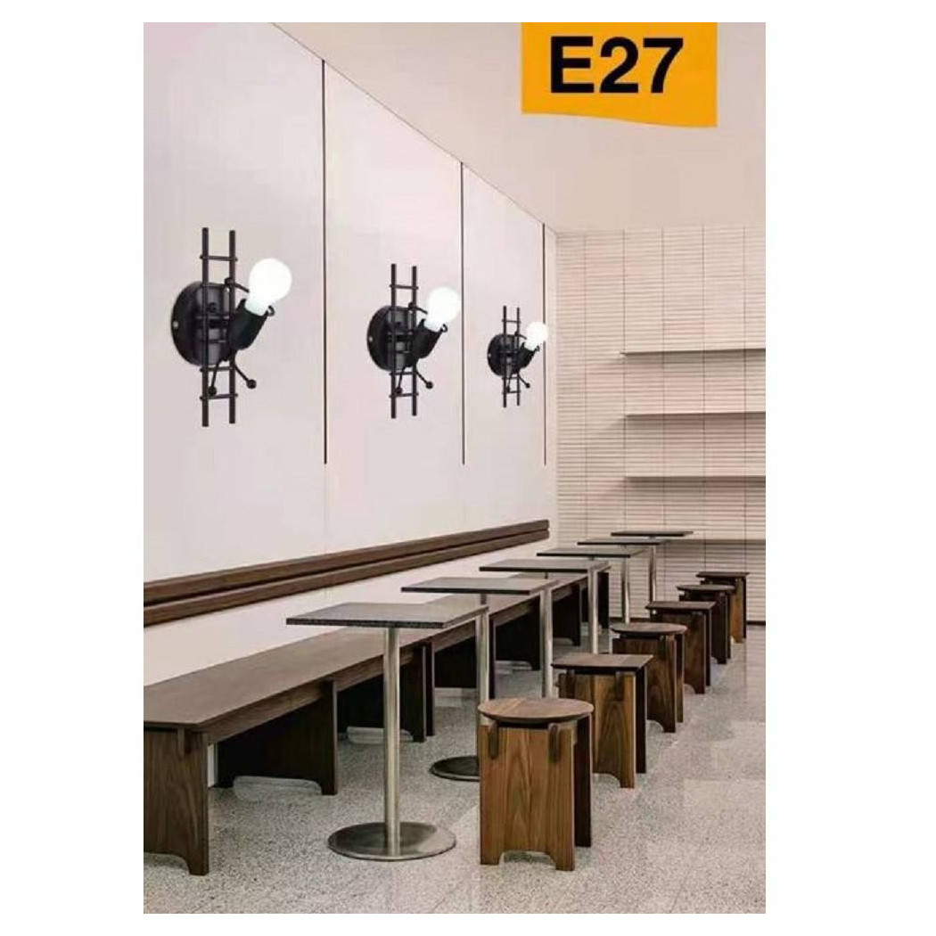 foto del prodotto trade shop applique da parete decorativo forma omino sulla scala in metallo attacco e27 aq49 nero