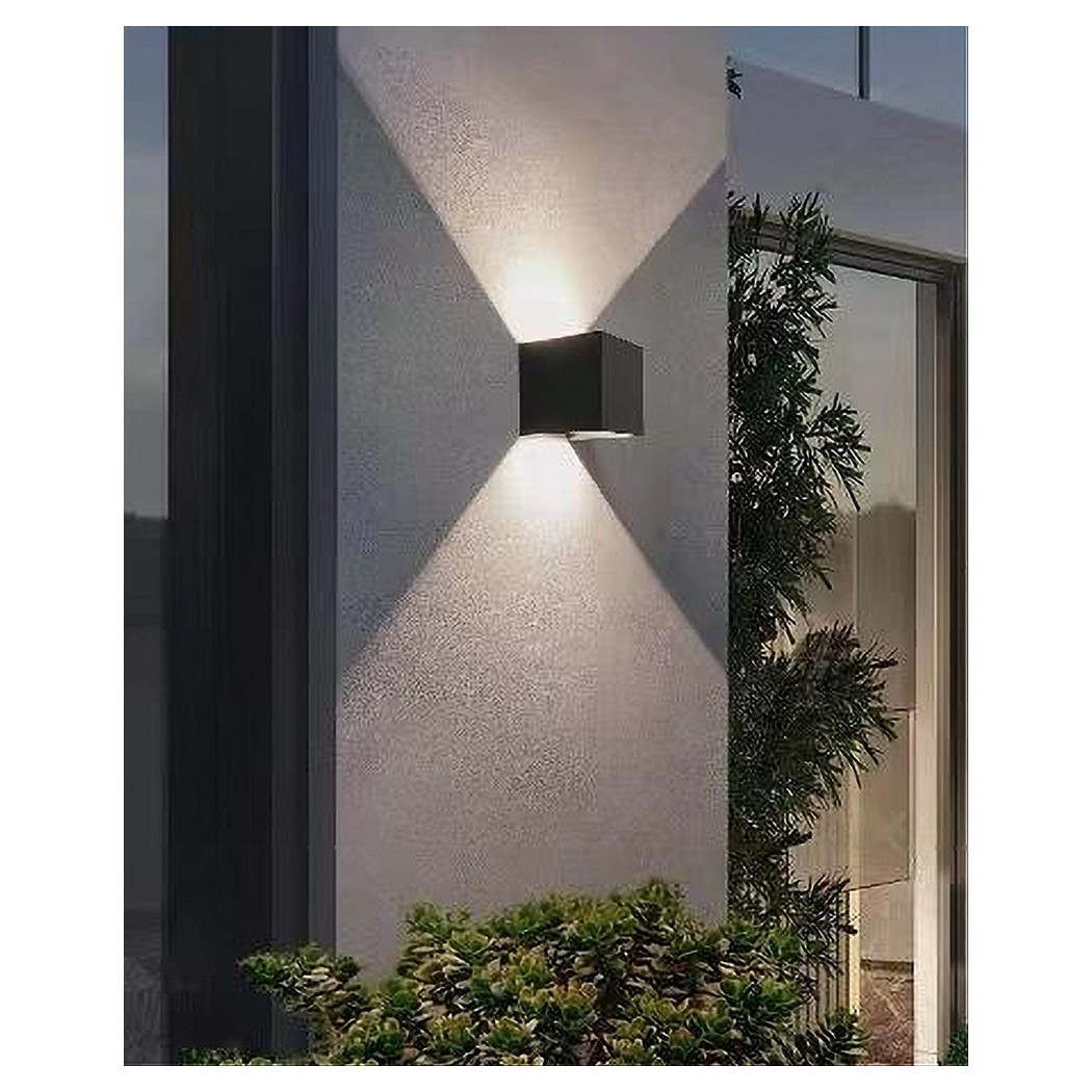 foto del prodotto trade shop applique da parete nero 22 watt per esterno doppia emissione luminosa ip65 es66 bianco naturale 