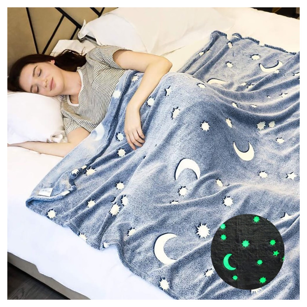 foto del prodotto trade shop coperta plaid in pile con stelle che si illuminano al buio morbida idea regalo 