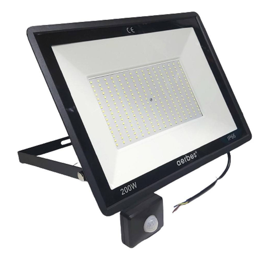 foto del prodotto trade shop faro led da esterno con sensore crepuscolare 200 w luce fredda con staffa g6200 
