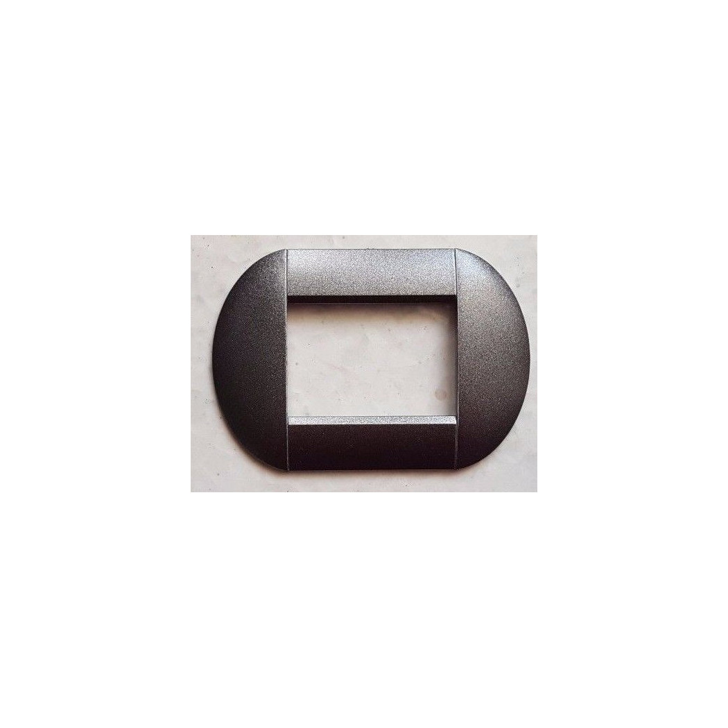 foto del prodotto trade shop placca placche placchette compatibili living international light bombate bticino grigio metallizzato opaco 3 fori 