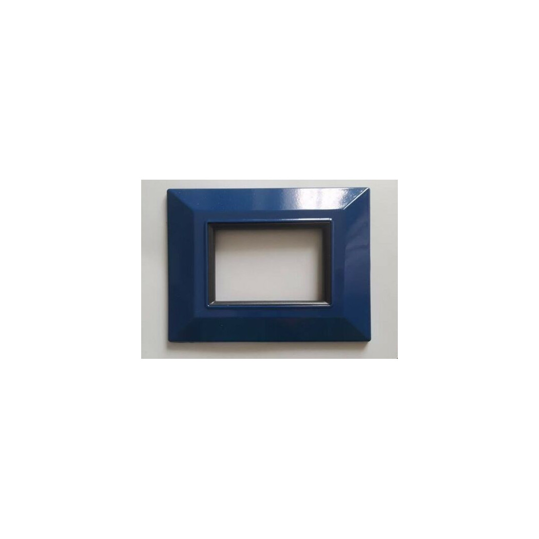 foto del prodotto trade shop placca placchetta placchette compatibili per serie axolute bticino colorate sq blu 4 fori 