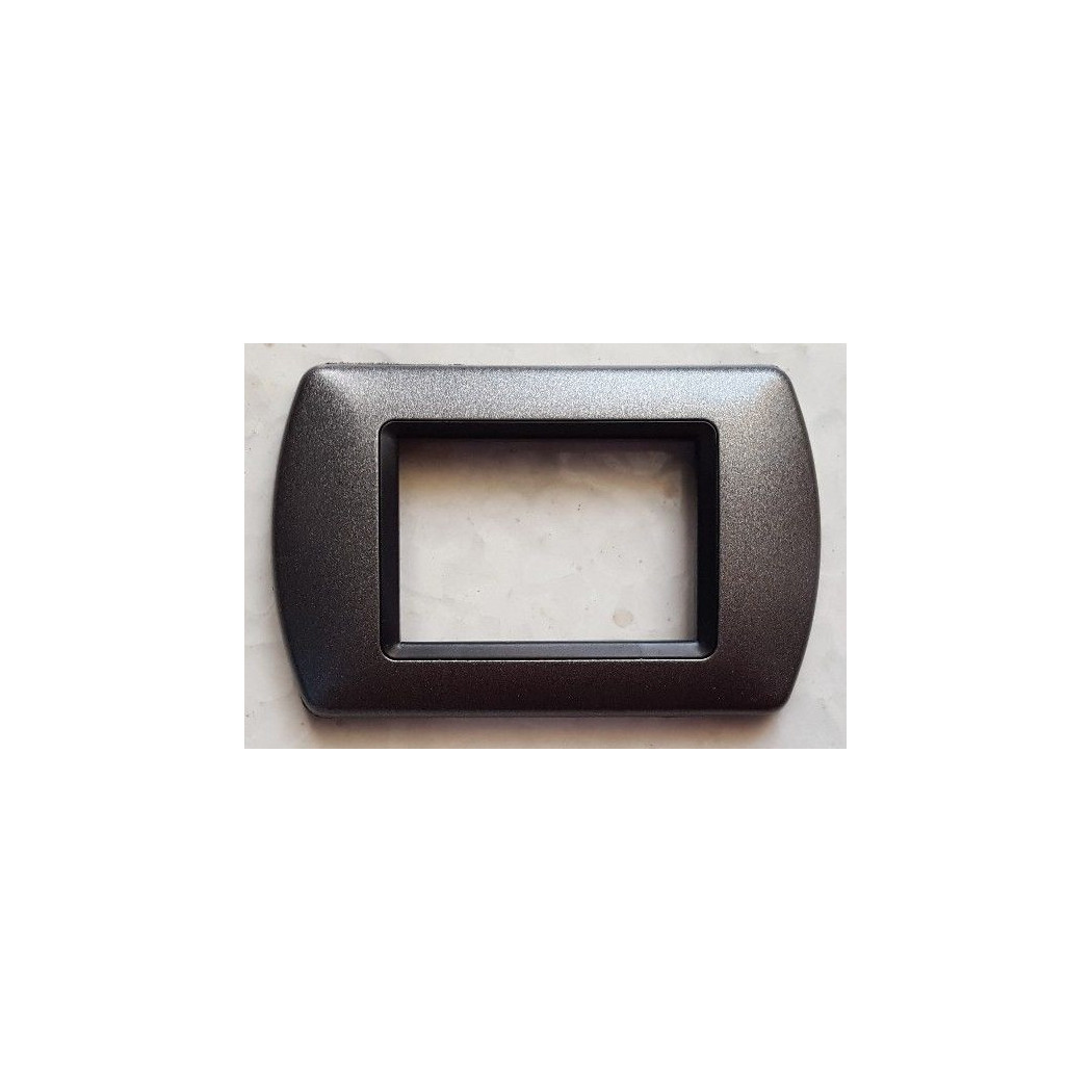 foto del prodotto trade shop placchette placche in abs compatibili per serie living international placca grigio metallizzato 3 fori 