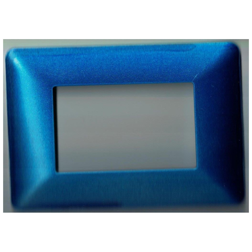 immagine 0 del prodotto trade shop placchette placche in abs per serie matix bticino compatibile 3 4 6 moduli color blu metallizzato 6 fori 
