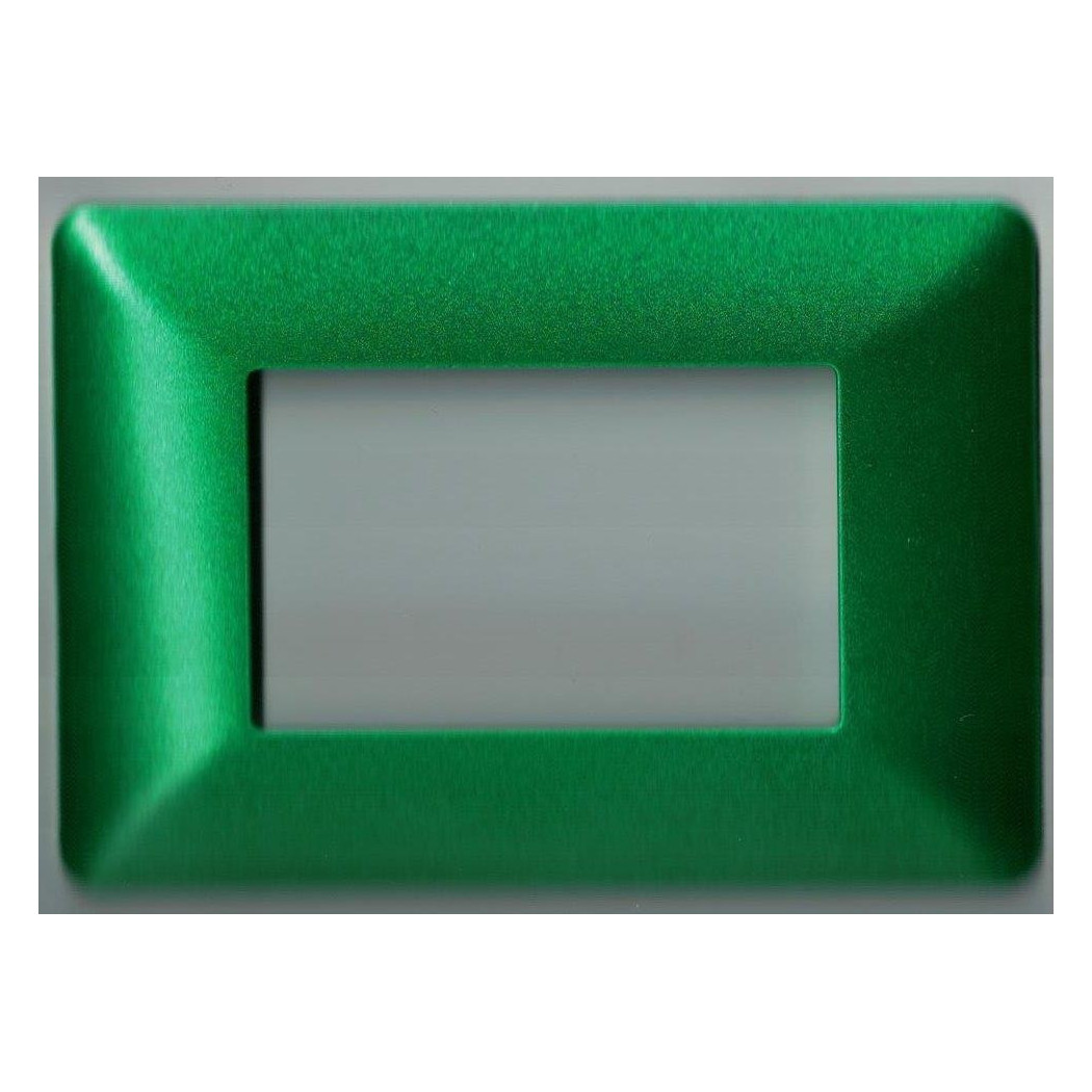 foto del prodotto trade shop placchette placche in abs per serie matix bticino compatibile 3 4 6 moduli color verde 3 fori 
