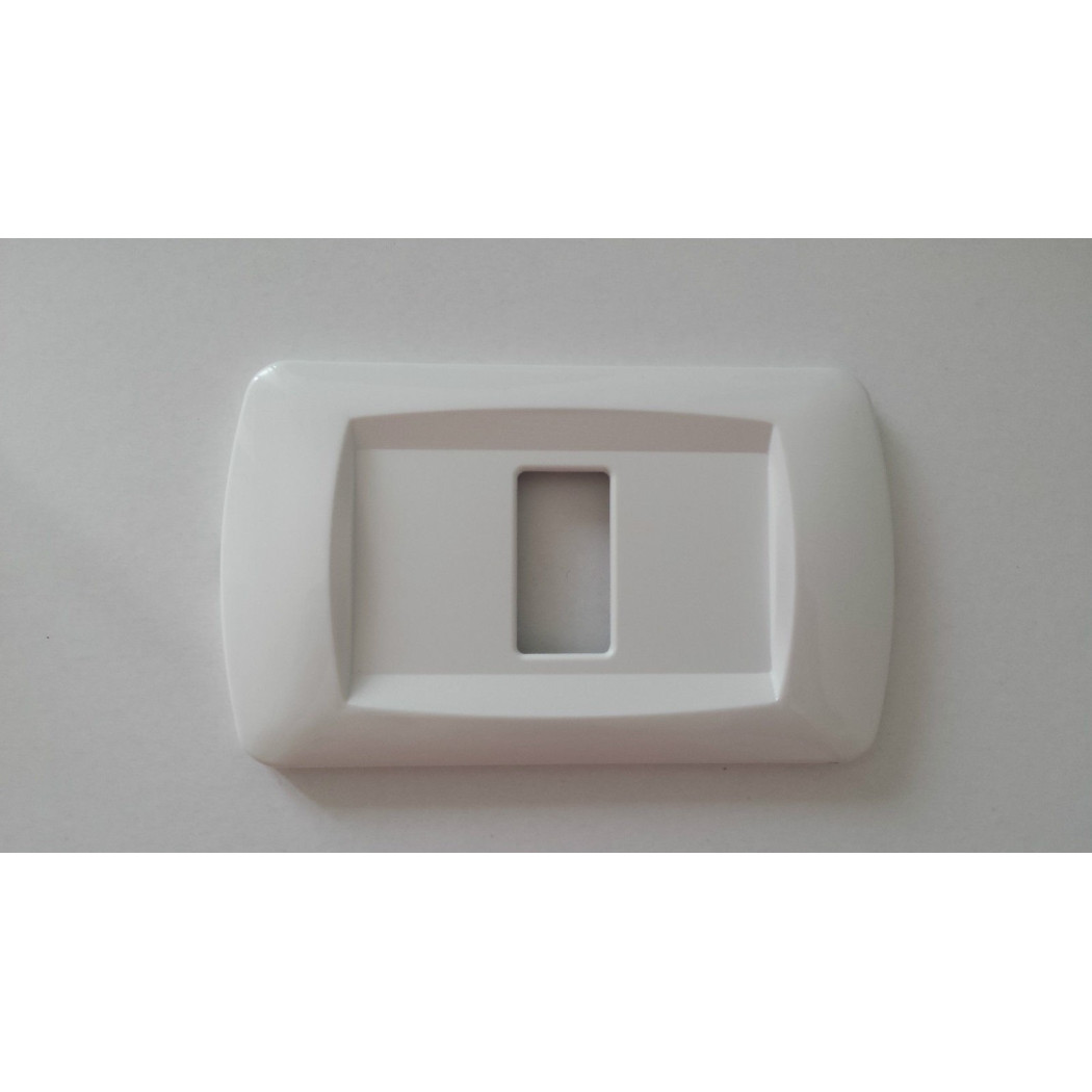 foto del prodotto trade shop placchette placche in abs serie magic bticino compatibili placca copriprese fori bianco 1 foro 