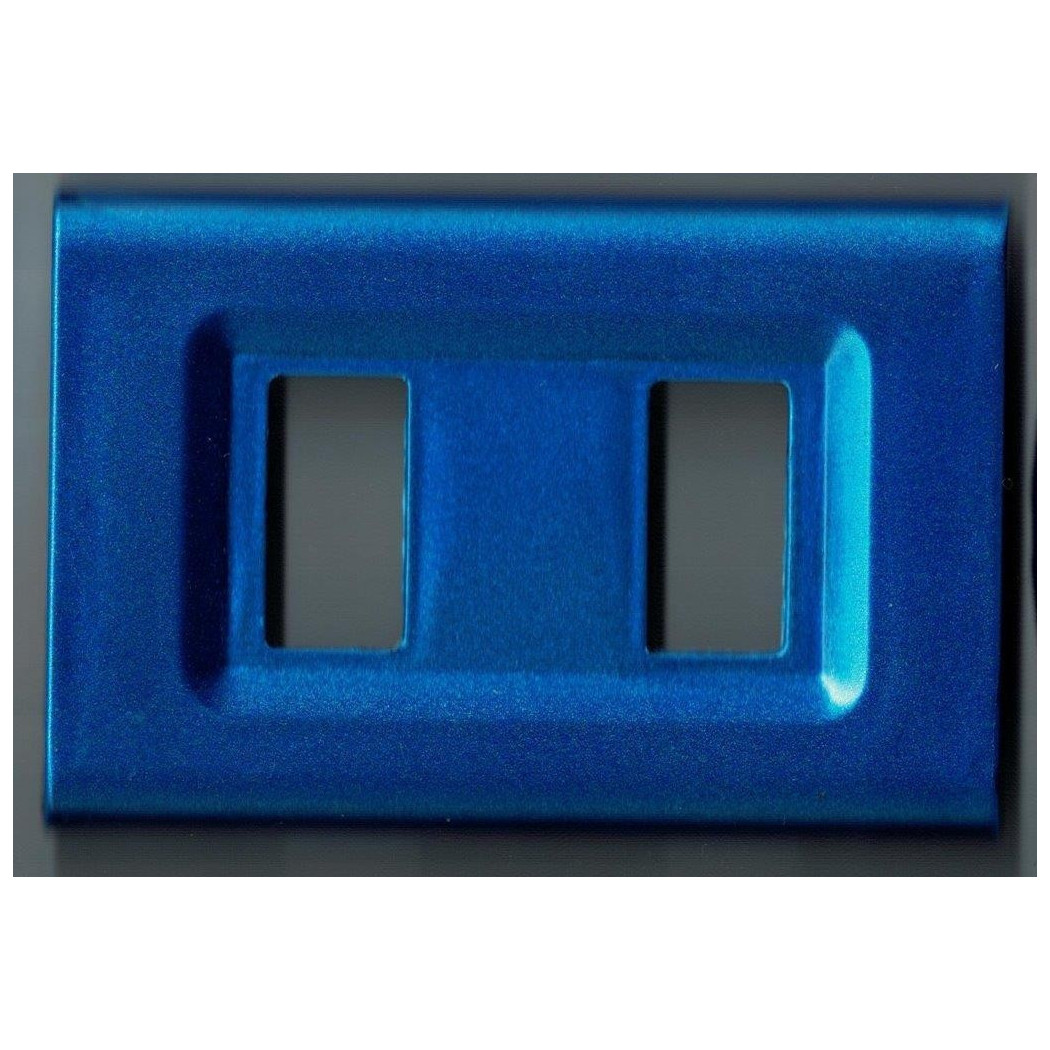 foto del prodotto trade shop placchette placche in abs serie magic elite bticino compatibili color copriprese blu elettrico 3 fori 