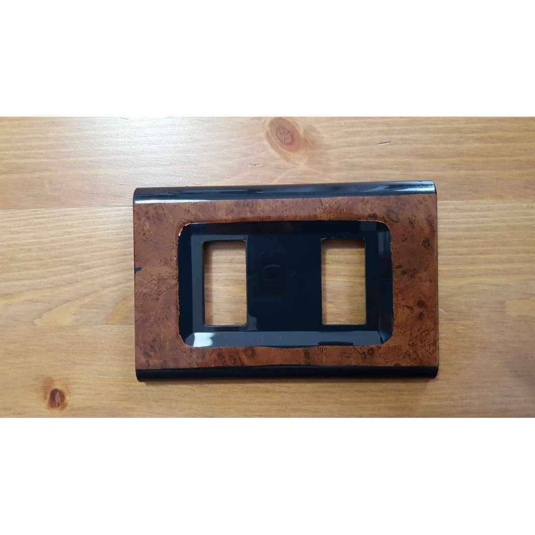 foto del prodotto trade shop placchette placche in abs serie magic elite bticino compatibili color copriprese radica di noce 5 fori 