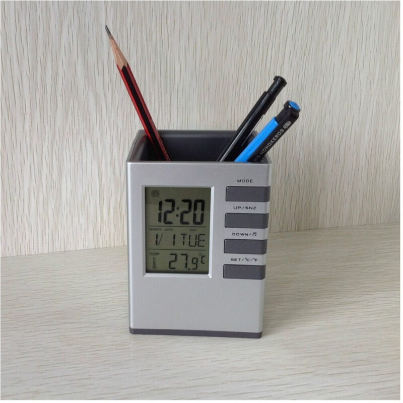 foto del prodotto trade shop portapenne da scrivania x ufficio casa con display digitale orologio illuminato 