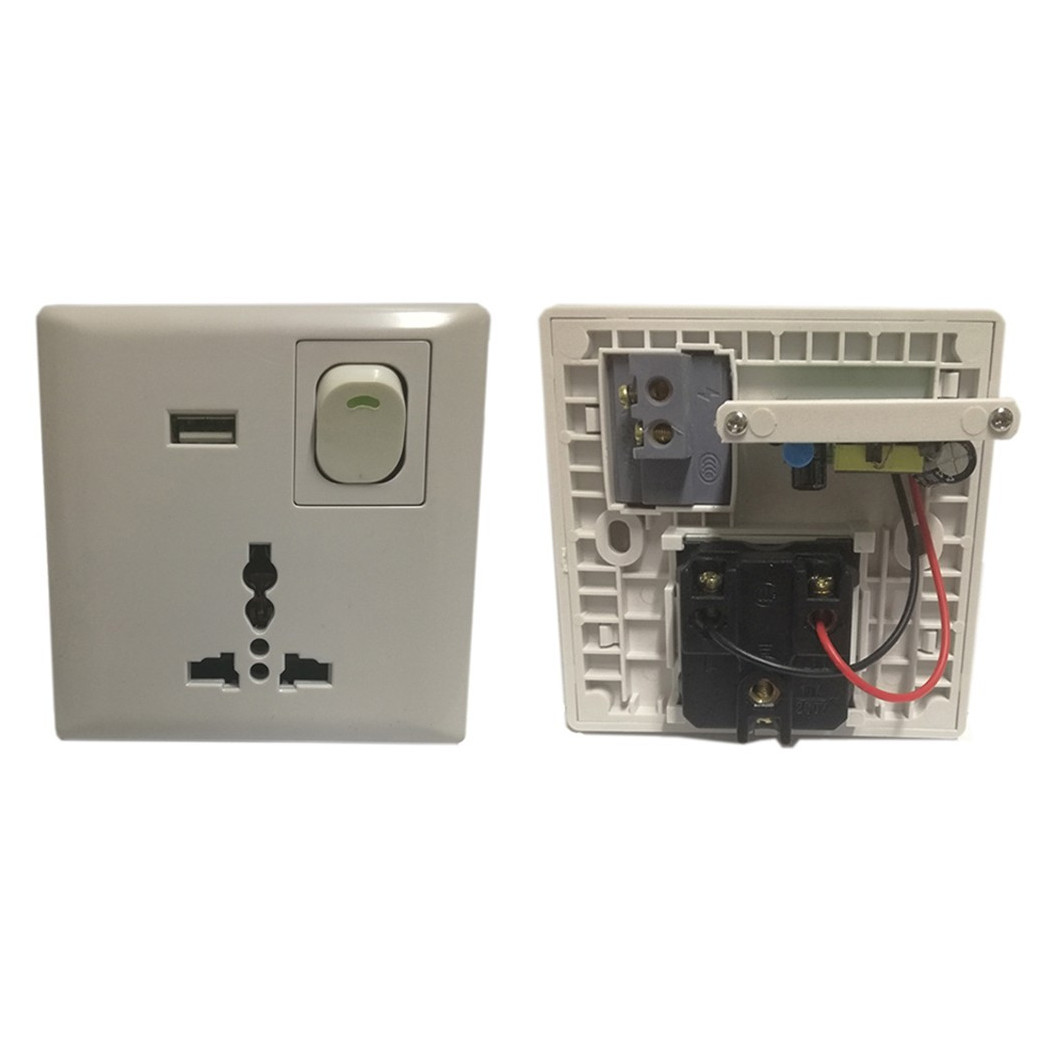 foto del prodotto trade shop presa da incasso a muro universale con usb con interruttore di alimentazione 