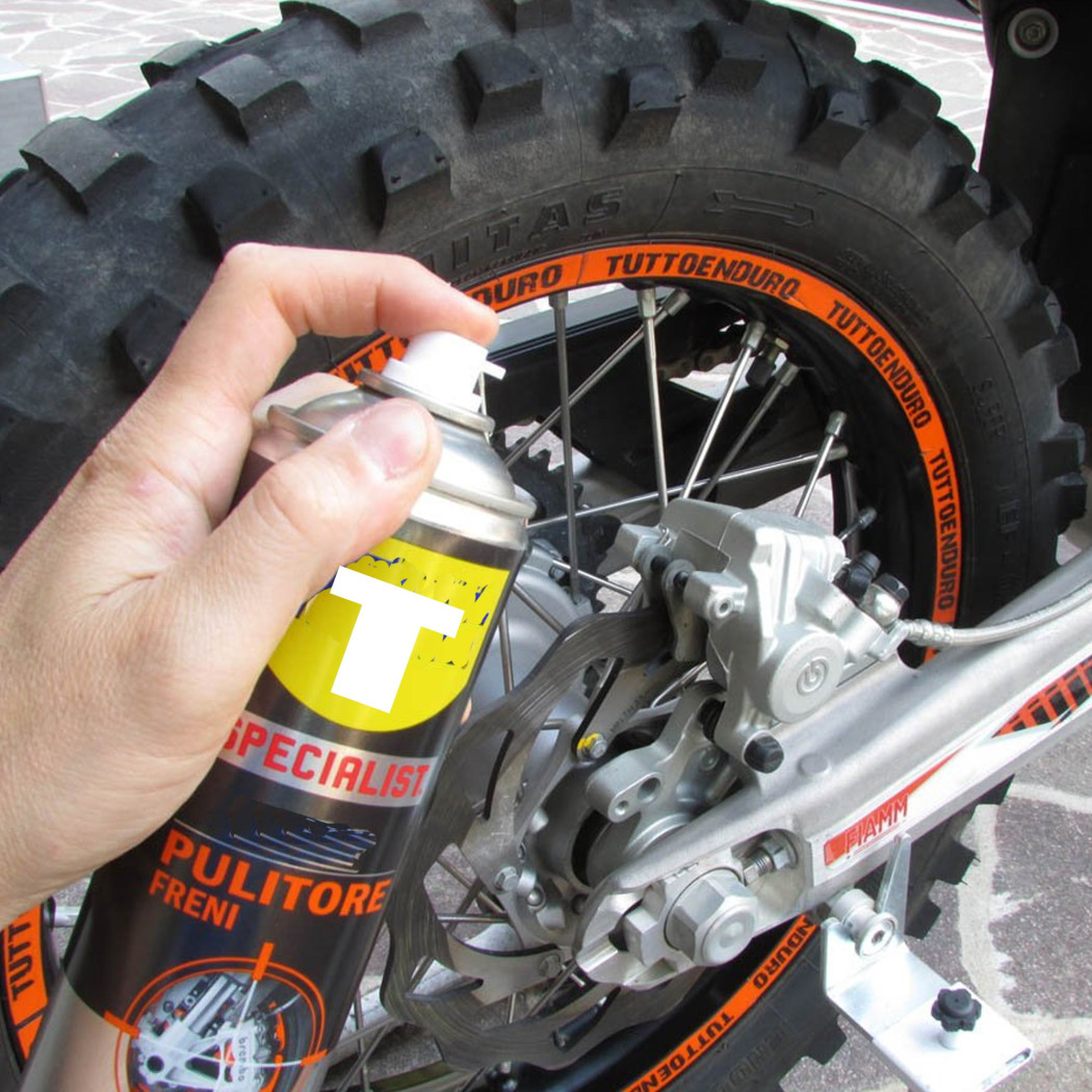 foto del prodotto trade shop pulitore freni detergente disossidante pinze freni a disco e a tamburo da 400ml 
