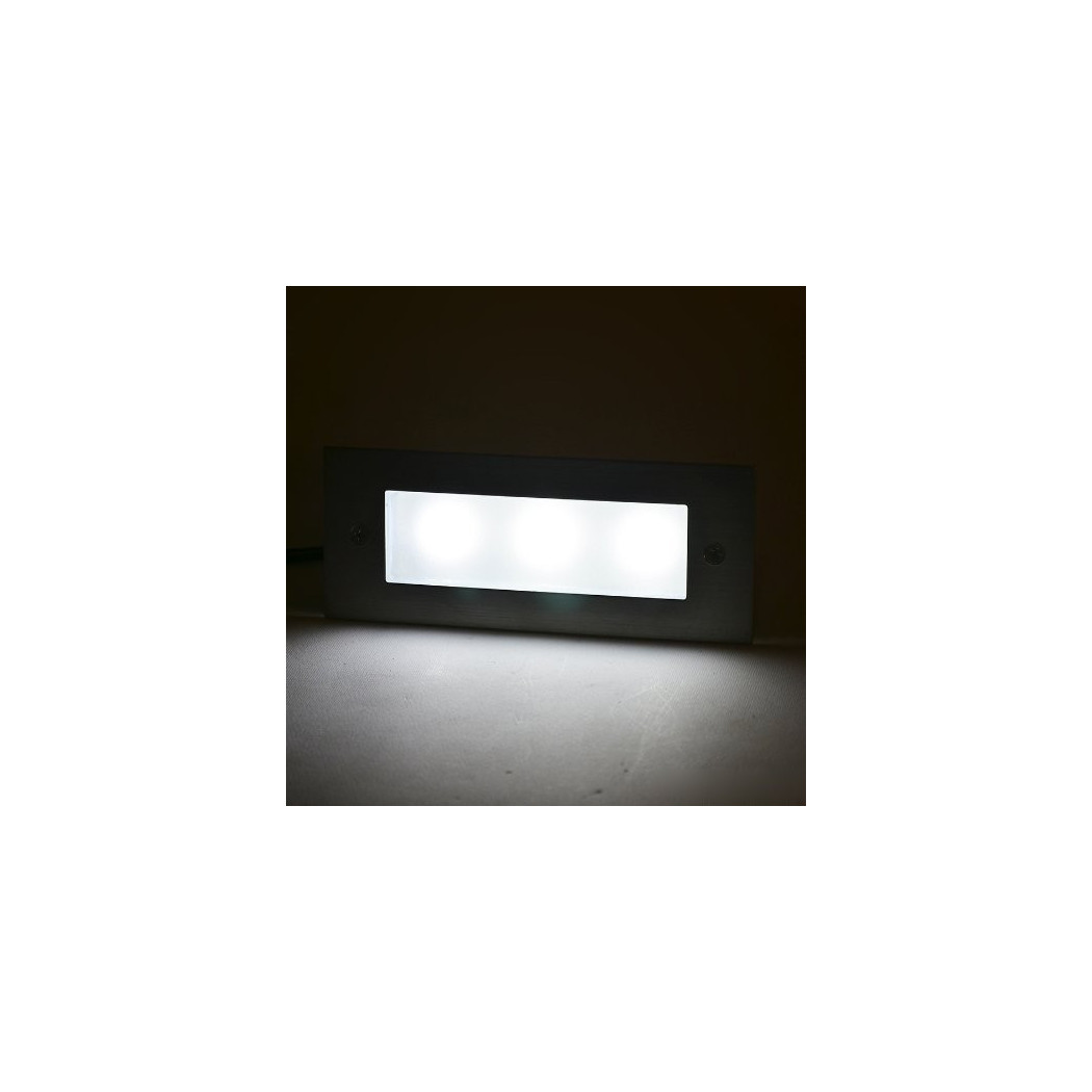foto del prodotto trade shop segna passi segnapasso calpestabile ip44 a led 3w faretto faro a muro parete bianco freddo 