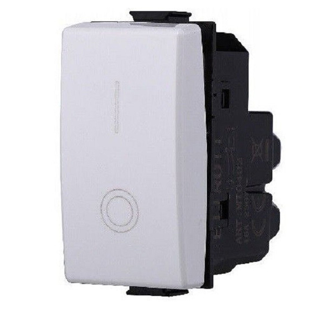 foto del prodotto trade shop serie bticino frutti matix compatibile presa schuko lan pulsante deviatore usb interruttore bipolare
