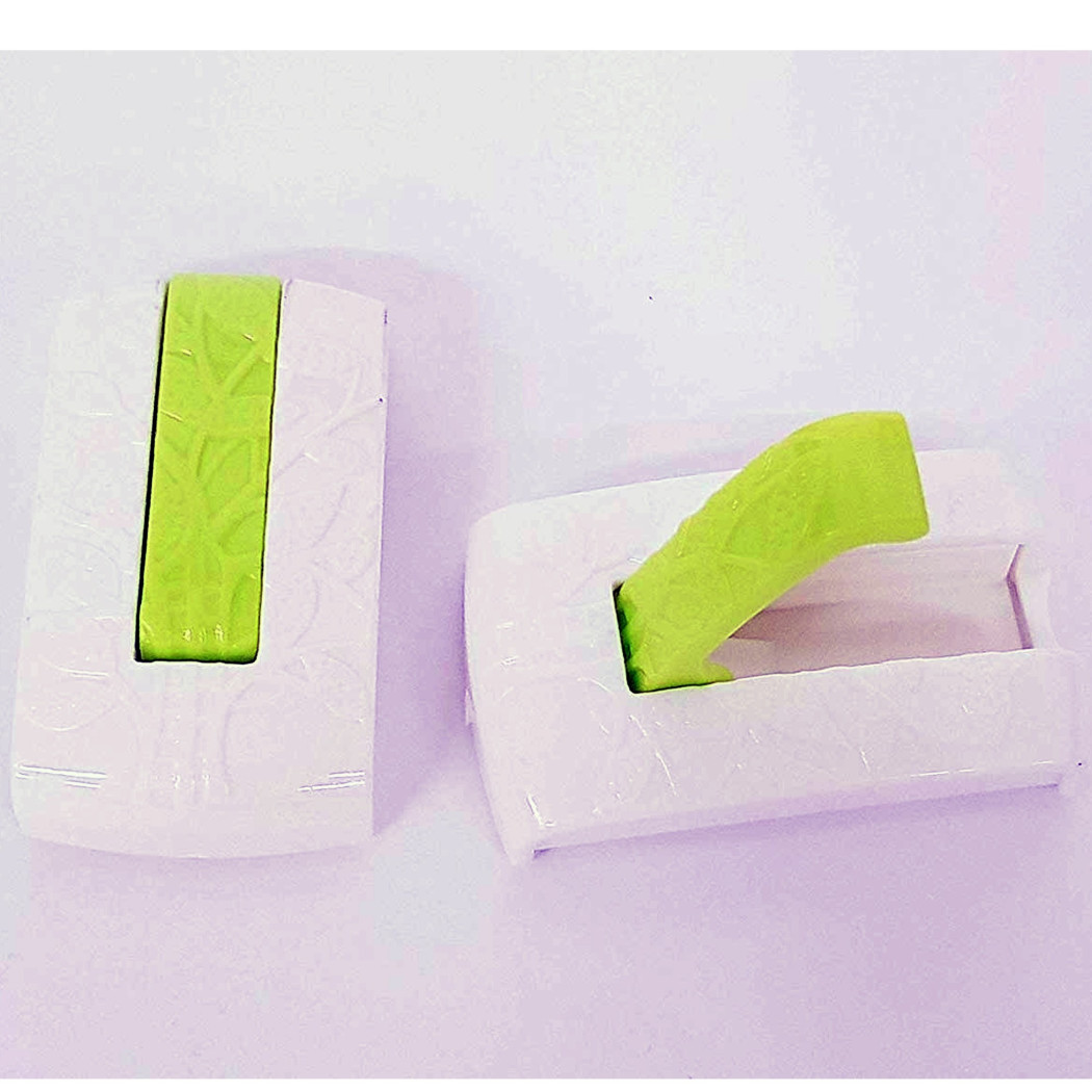 foto del prodotto trade shop set 4pz gancio adesivo 5x3cm scomparsa plastica guardaroba appendiabiti cucina 