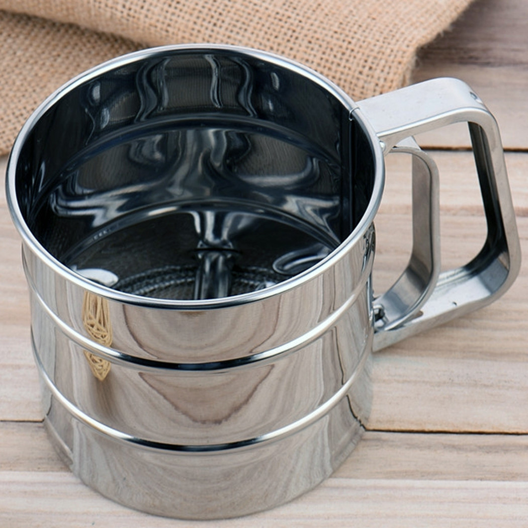 foto del prodotto trade shop setaccio da cucina per farina e zucchero a velo acciaio inox spolverare 250 gr 