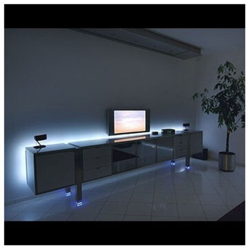 foto del prodotto trade shop striscia led 5050 flessibile 4,5m con alimentatore luce bianco freddo caldo bianco freddo 