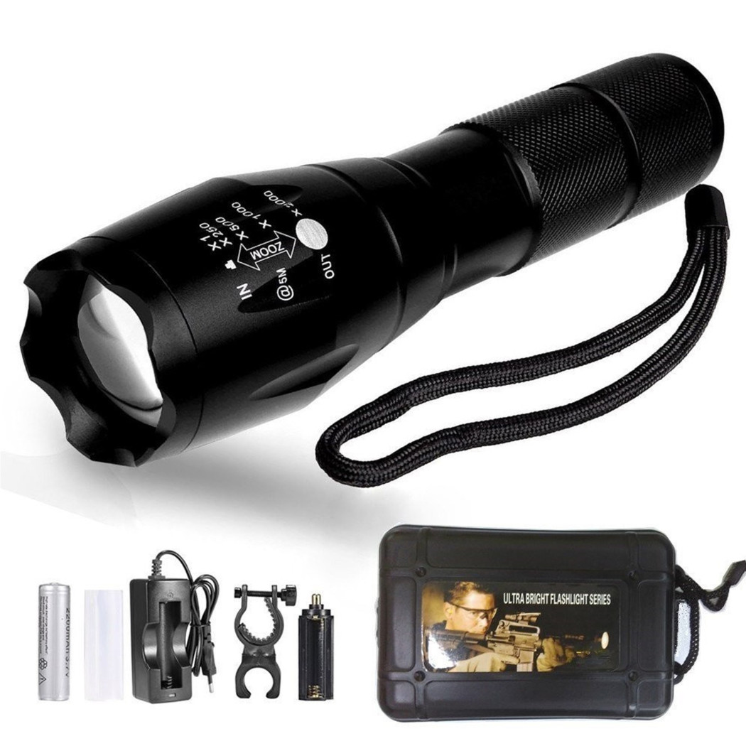 foto del prodotto trade shop torcia tattica militare a led ultra luminosa 1200 lmn impermeabile con 5 mod. 