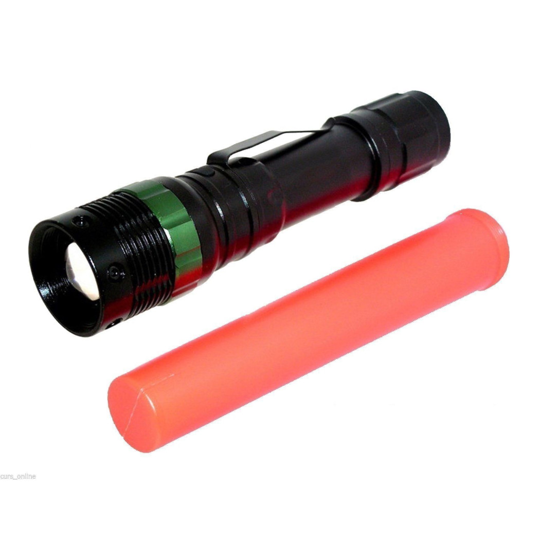 foto del prodotto trade shop torcia tattica militare cree led xenon zoom ricaricabile 15000w 