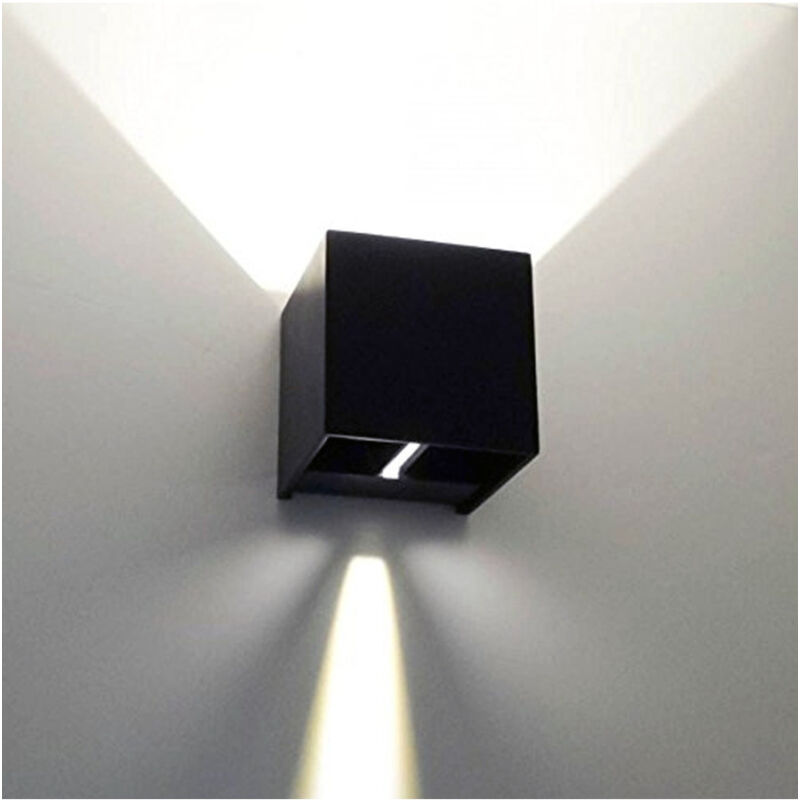 foto del prodotto trade shop traesio applique cubo led impermeabile da esterno da parete in alluminio da 10w 1200 lmn bianco freddo 