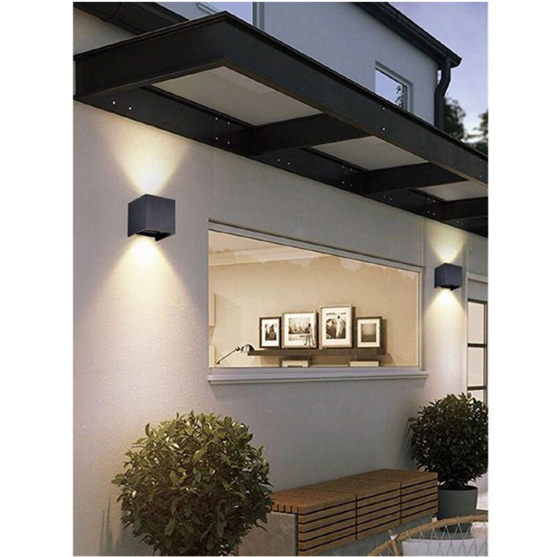 foto del prodotto trade shop traesio applique doppia emissione led cob 12 w esterno luce 4000k 3000k 6500k es46 nero bianco naturale 