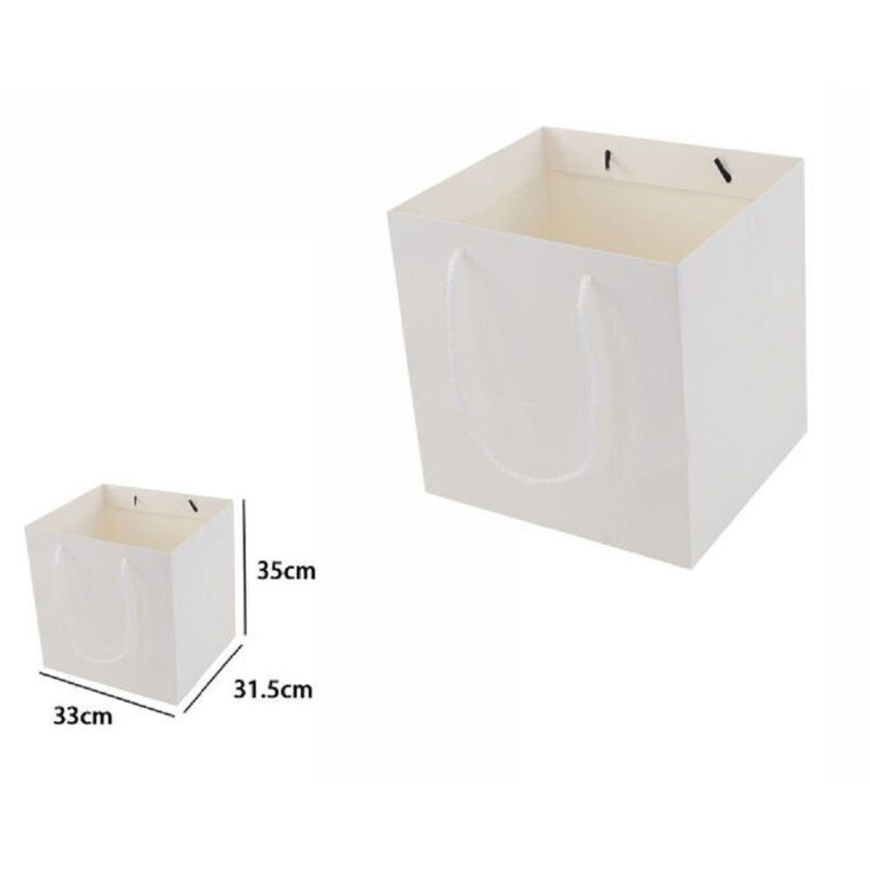 foto del prodotto trade shop traesio busta buste borsa da regalo bianca 33 x 31,5 x 35 cm con manici in corda 69248 