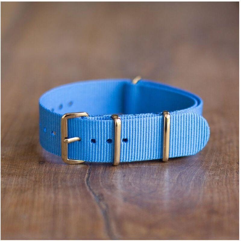 foto del prodotto trade shop traesio cinturino in nylon universale ricambio orologio larghezza 18mm blu 