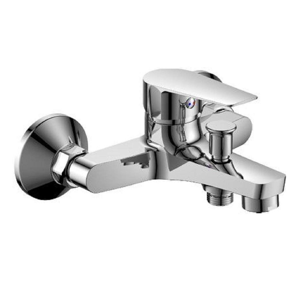 foto del prodotto trade shop traesio cleafe rubinetto miscelatore gruppo vasca da bagno cromato con attacco doccia cube87119 