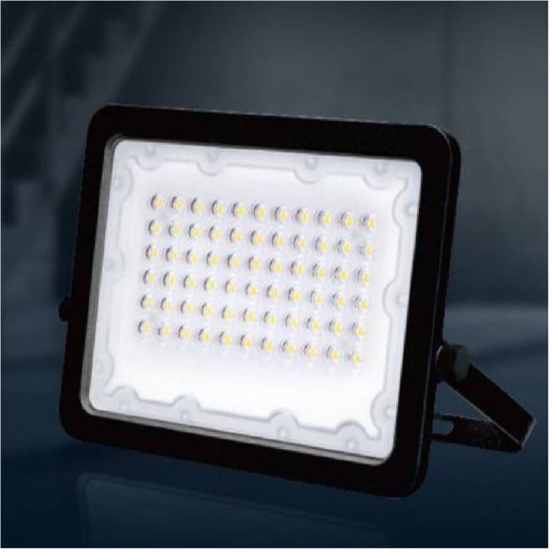 foto del prodotto trade shop traesio faro led 50 w faretto ultra slim nero esterno luce naturale calda fredda fs50w n bianco freddo 
