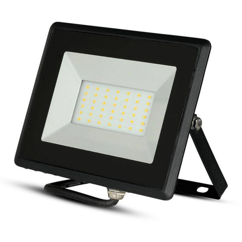 foto del prodotto trade shop traesio faro proiettore a led smd da 30w colore nero luce calda 3000k per esterno ip65 