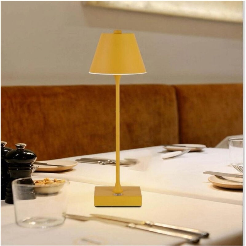 foto del prodotto trade shop traesio lampada tavolo ricaricabile usb 10 watt 3 colorazione di luce vari colori d27 3c giallo