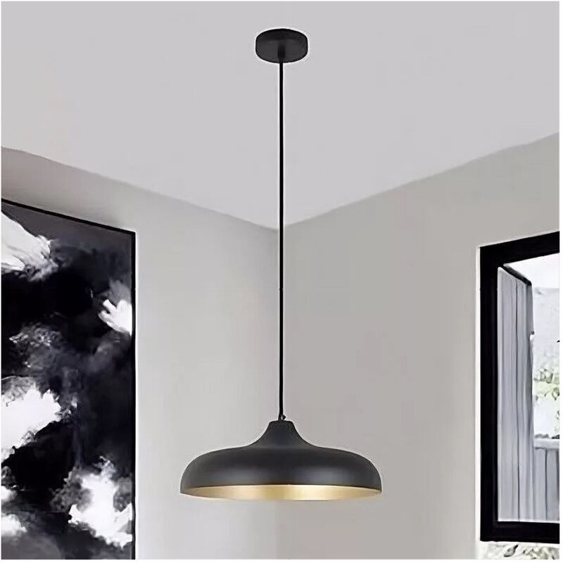 foto del prodotto trade shop traesio lampadario a sospensione design moderno e27 paralume in ferro cupola nero oro 33320 