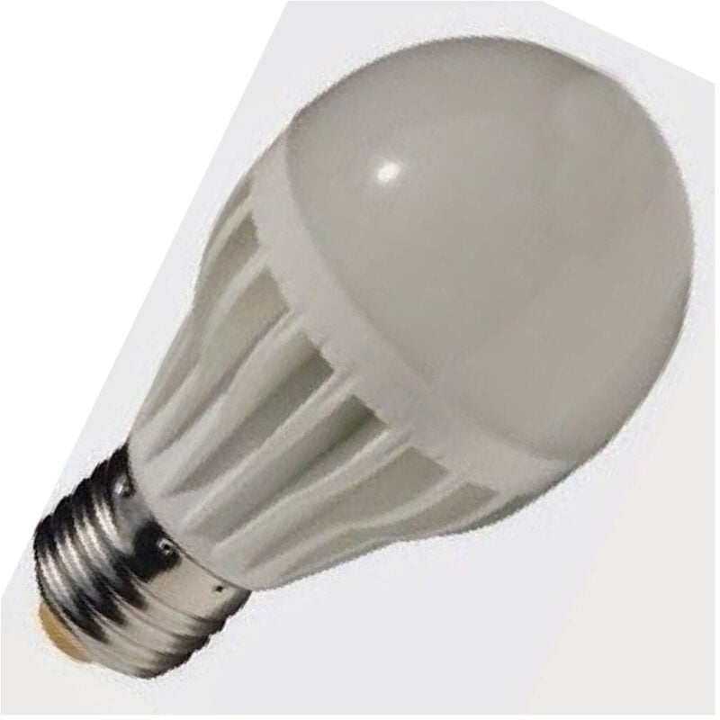 foto del prodotto trade shop traesio lampadina a led globetto sfera con attacco grande e27 da 9w luce bianco freddo 