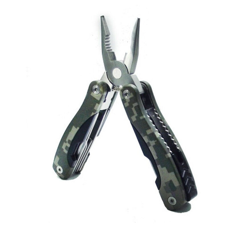 foto del prodotto trade shop traesio pinza multiuso 12in1 universale taglia cavi seghetto apribottiglie cacciavite da 3 6 8mm lima mimetico 
