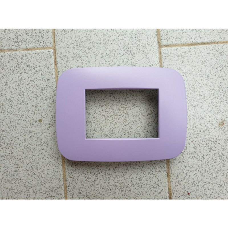 foto del prodotto trade shop traesio placca placchetta placchette compatibili per serie axolute bticino colorate fori lilla 4 fori 