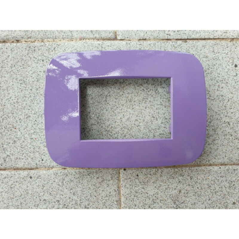 foto del prodotto trade shop traesio placca placchetta placchette compatibili per serie axolute bticino colorate fori viola 4 fori 