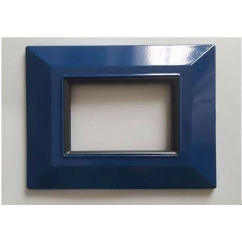 foto del prodotto trade shop traesio placca placchetta placchette compatibili per serie axolute bticino colorate sq blu 3 fori 