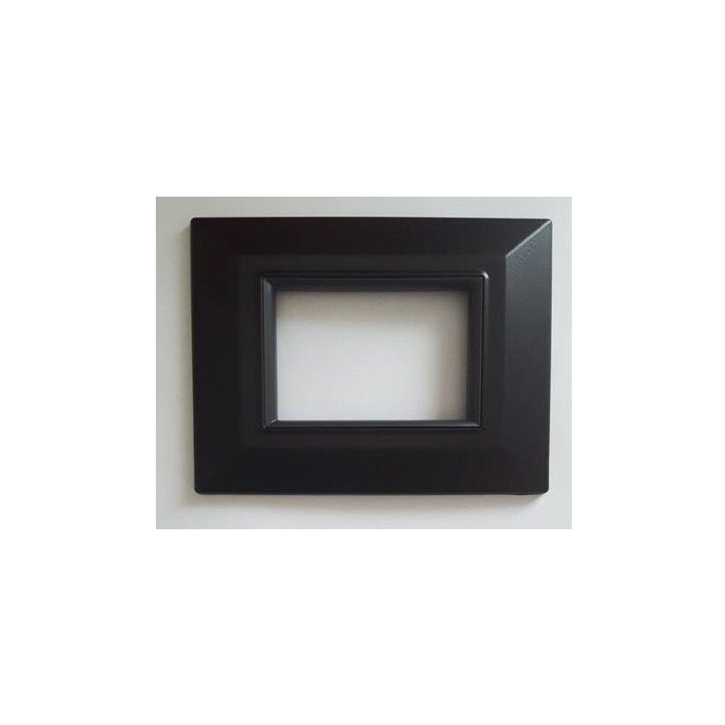 foto del prodotto trade shop traesio placca placchetta placchette compatibili per serie axolute bticino colorate sq nero opaco 3 fori 