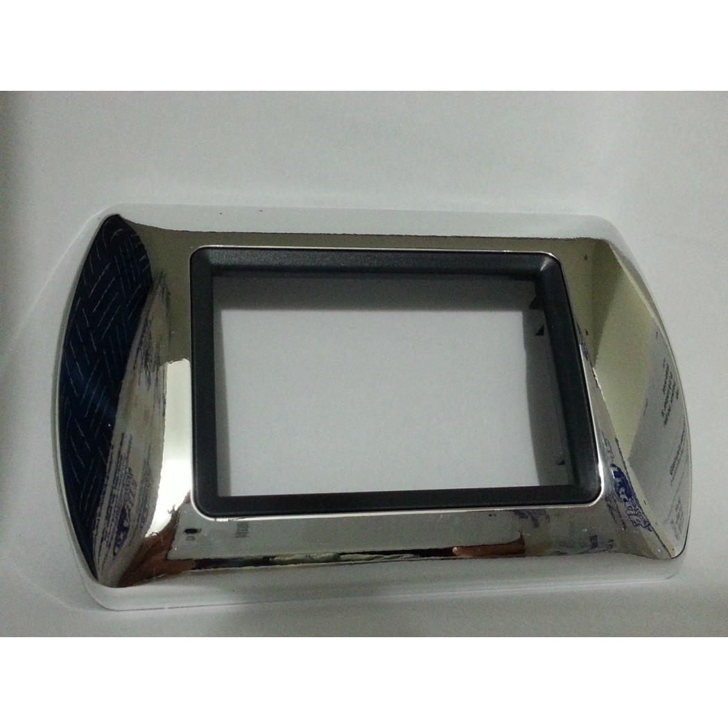 foto del prodotto trade shop traesio placchette placche in abs compatibili per master modo colorra placca copriprese cromo 3 fori 