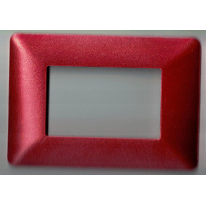 foto del prodotto trade shop traesio placchette placche in abs per serie matix bticino compatibile 3 4 6 moduli color rosso metallizzato 3 fori 