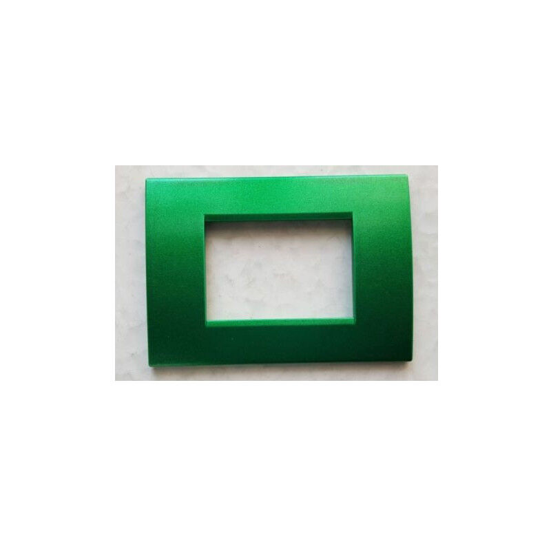 foto del prodotto trade shop traesio placchette placche in abs per serie matix bticino compatibile 3 4 6 moduli color verde scuro 6 fori 