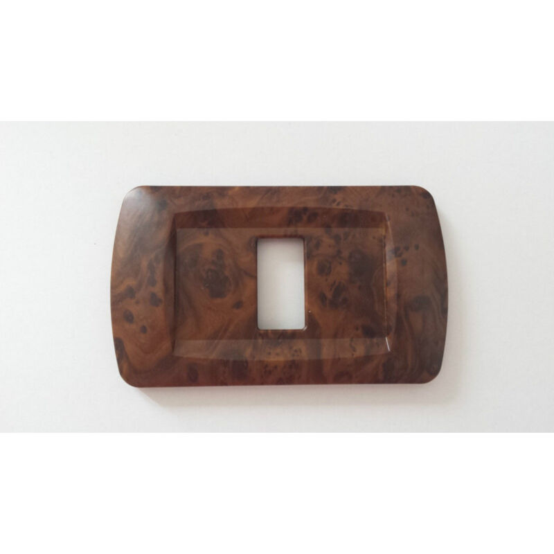 foto del prodotto trade shop traesio - placchette placche in abs serie magic bticino compatibili placca copriprese fori - radica di noce -3 fori -
